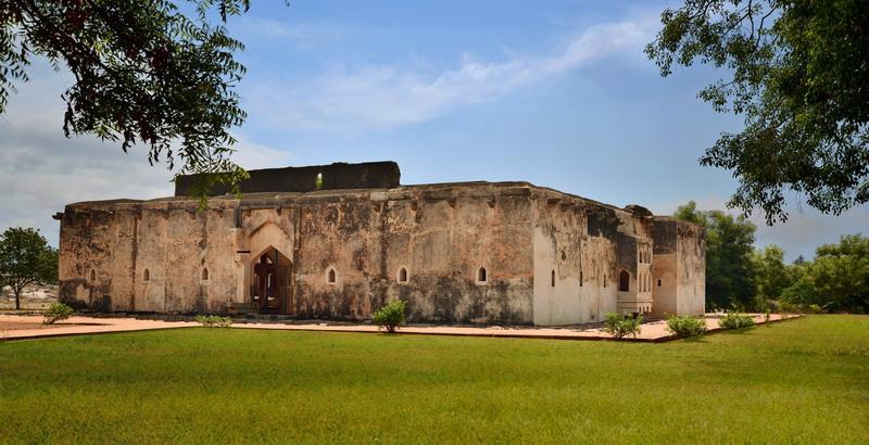 Clarks Inn Hampi Kamalapur Екстериор снимка